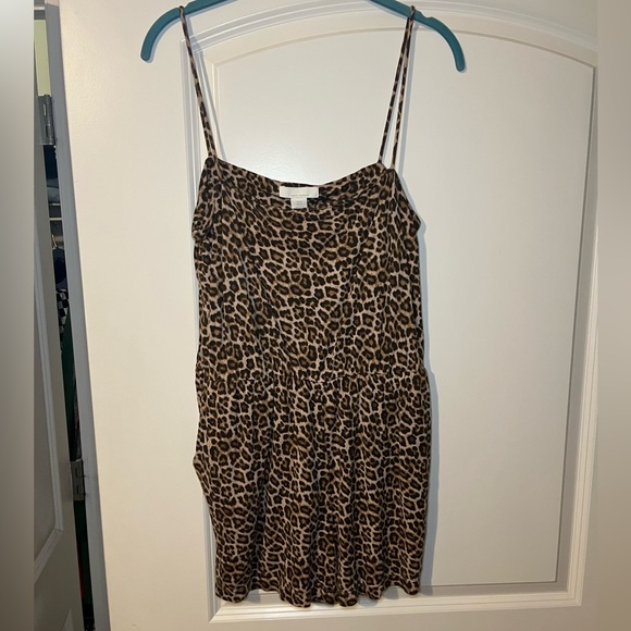 H&M cheetah size medium romper - Picture 4 of 6